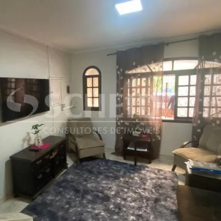 Buy this 3 bed house on Rua Luís Alves de Carvalho in São Paulo - SP, 04745-050