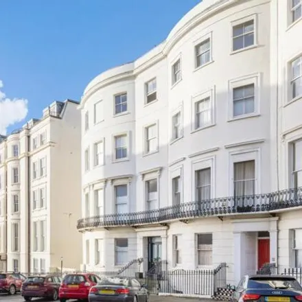Buy this 5 bed duplex on 17a Chesham Place in Brighton, BN2 1FP
