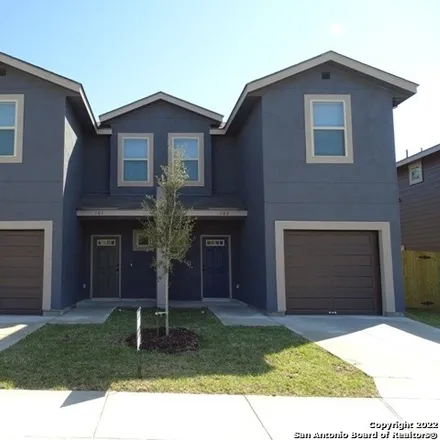 Buy this studio duplex on Paschall Elementary School in 6351 Lakeview Drive, San Antonio