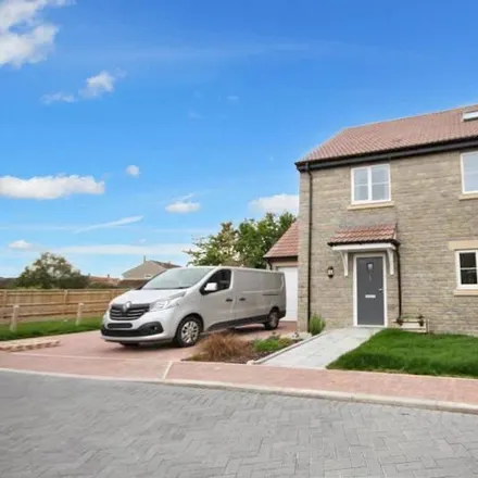 Rent this 4 bed house on Burrows Court in Sparkford, BA22 7FU