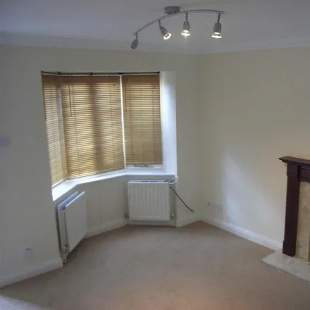 Image 3 - 10 Barford Drive, Dean Row, SK9 2GB, United Kingdom - House for rent