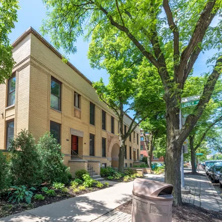 Buy this 3 bed townhouse on Francisco Terrace in North Francisco Terrace, Oak Park