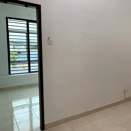 Rent this 4 bed apartment on unnamed road in Bandar Hillpark, 42300 Bandar Puncak Alam