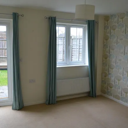 Image 3 - Basevi Close, Malmesbury, SN16 0GA, United Kingdom - Townhouse for rent