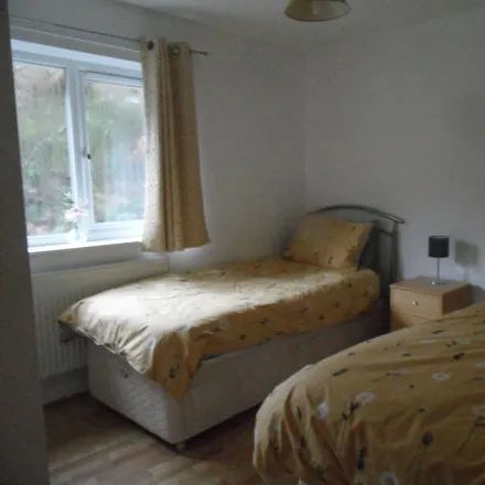 Image 8 - Awel y Grug, Porthmadog, LL49 9GA, United Kingdom - Apartment for rent