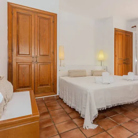 Rent this 1 bed house on Far de Ciutadella in Camí de Cavalls, 07060 Ciutadella