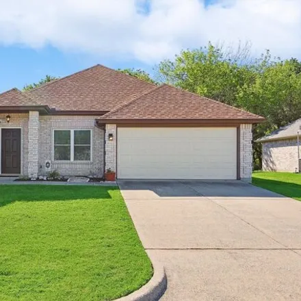 Buy this 4 bed house on 1599 Creekside Avenue in Sherman, TX 75092