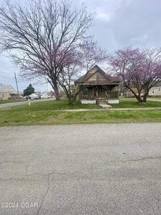Buy this 3 bed house on 260 North Georgia Street in Pittsburg, KS 66762