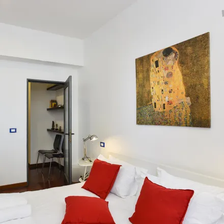 Image 3 - Via Carlo Rusconi, 00120 Rome RM, Italy - Apartment for rent