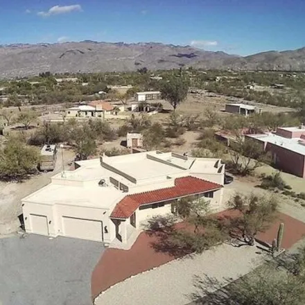 Buy this 3 bed house on Tanque Verde in AZ 85749, USA