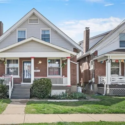 Buy this 3 bed house on Side Project Cellar in 7373 Marietta Avenue, Maplewood