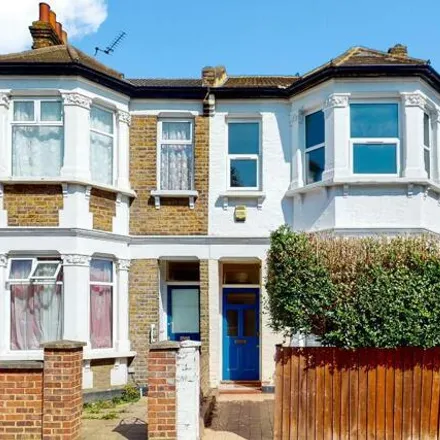 Rent this 1 bed room on 109 Oaklands Road in London, W7 2DT