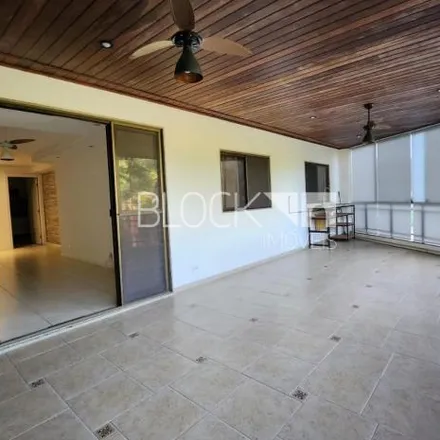 Buy this 3 bed apartment on Avenida Jarbas de Carvalho 722 in Recreio dos Bandeirantes, Rio de Janeiro - RJ