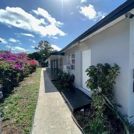 Rent this 2 bed house on 964 4th Street in West Palm Beach, FL 33401