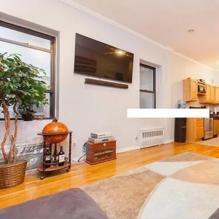 Image 2 - 152 East 35th Street, New York, NY 10016, USA - Condo for sale