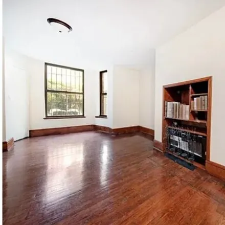 Image 7 - 135 West 122nd Street, New York, NY 10027, USA - Townhouse for rent
