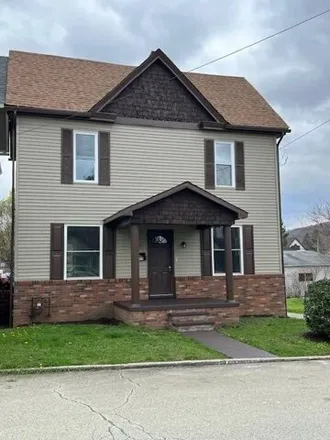 Buy this 2 bed house on Walters Street in Derry, PA 15627