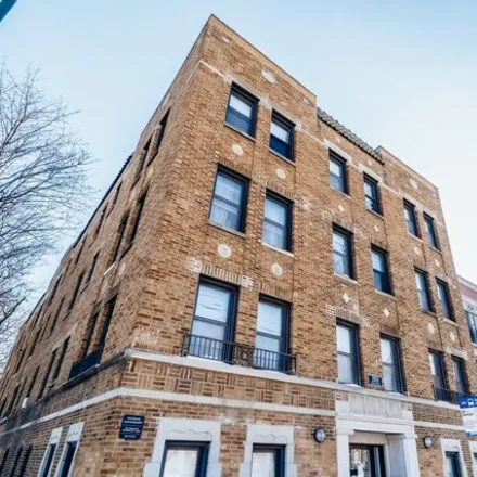 Rent this studio apartment on 2959 North Damen Avenue in Chicago, IL 60657