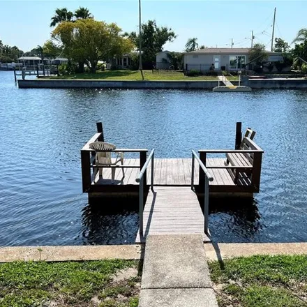 Image 2 - 12504 5th Isle, Hudson, FL 34667, USA - House for rent