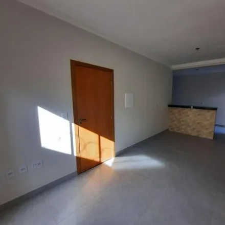 Buy this 2 bed apartment on Rua Quebec in Novo Mundo, Uberlândia - MG