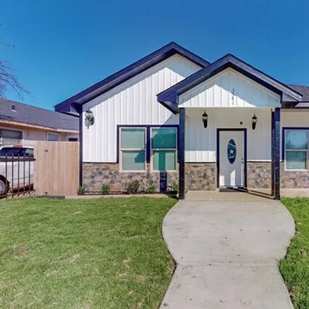 Buy this 4 bed house on 3537 East Rosedale Street in Fort Worth, TX 76105