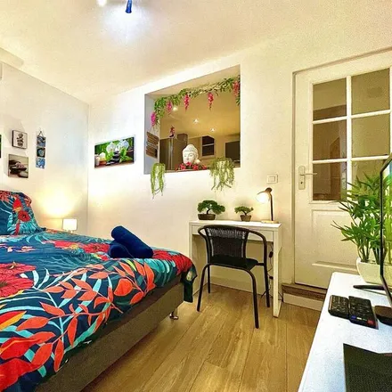 Rent this studio apartment on 13300 Salon de Provence