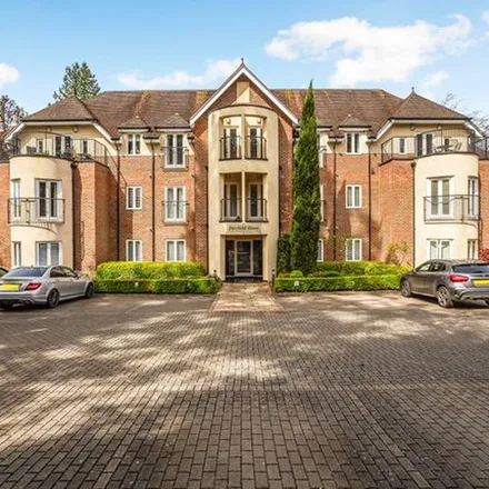 Rent this 2 bed apartment on London Road in Surrey Heath, SL5 9SD