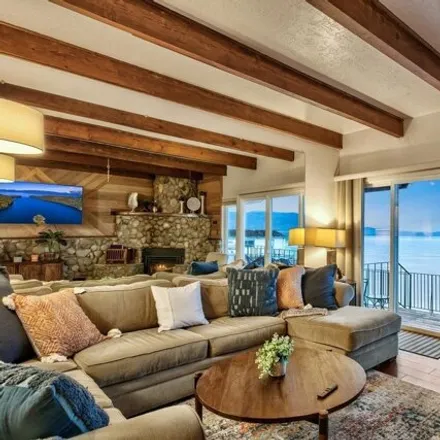 Image 7 - 701 Lakeview Avenue, Al Tahoe, South Lake Tahoe, CA 96150, USA - Condo for sale