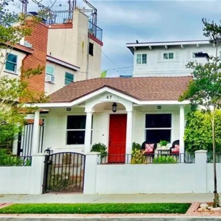 Buy this 3 bed house on 59 Park Avenue in Long Beach, CA 90803