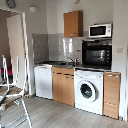 Rent this 2 bed apartment on 9 Place Napoléon in 85000 La Roche-sur-Yon, France