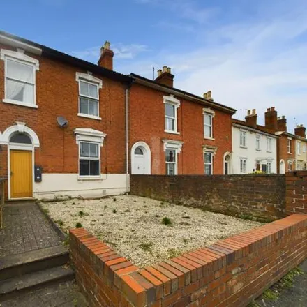 Buy this 2 bed townhouse on Bromyard Road in Worcester, WR2 5BP