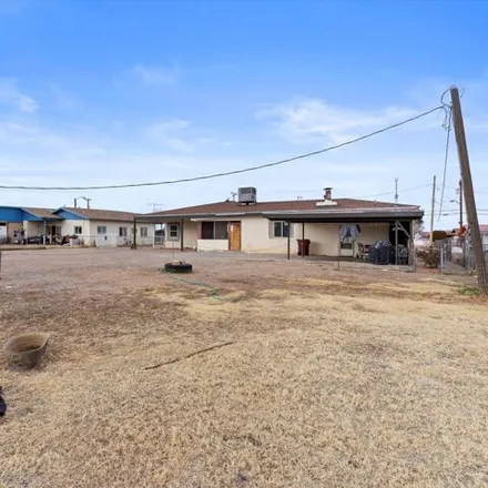 Image 7 - 1009 Camino del Llano, Belen, NM 87002, USA - House for sale