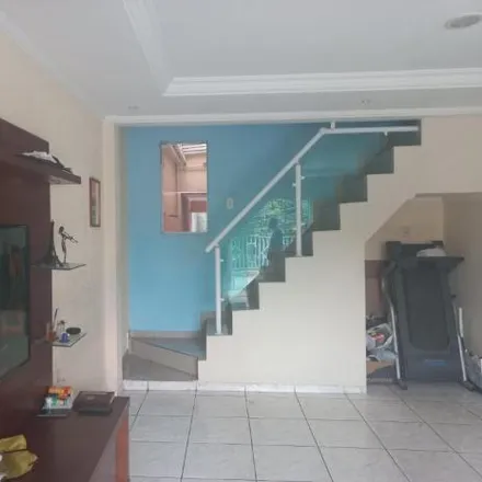 Buy this 3 bed house on Avenida Andrade Neves in Vila Vitória, Santo André - SP