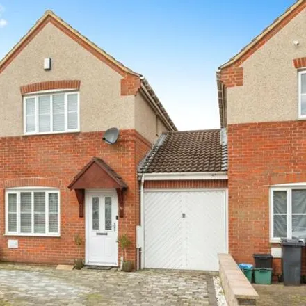 Buy this 3 bed house on 18 Worcester Close in Bristol, BS16 3PW