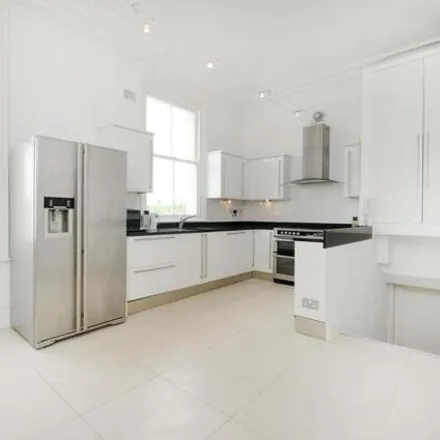 Rent this 3 bed apartment on Ladlands in Overhill Road, London