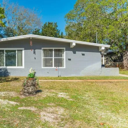 Buy this 3 bed house on 615 Shrewsbury Road in Mary Esther, Okaloosa County