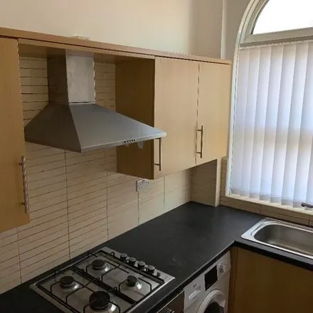 Image 5 - Moorton Avenue, Manchester, M19 2NU, United Kingdom - Apartment for rent