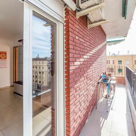 Rent this 3 bed apartment on Avinguda de Campanar in 46015 Valencia, Spain