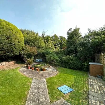 Image 3 - Hyde Tynings Close, Eastbourne, BN20 7TQ, United Kingdom - House for sale