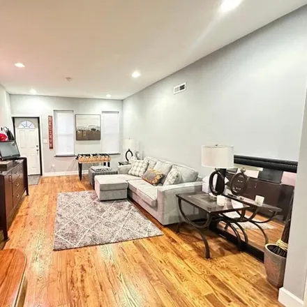 Image 2 - 1202 South 21st Street, Philadelphia, PA 19146, USA - House for sale