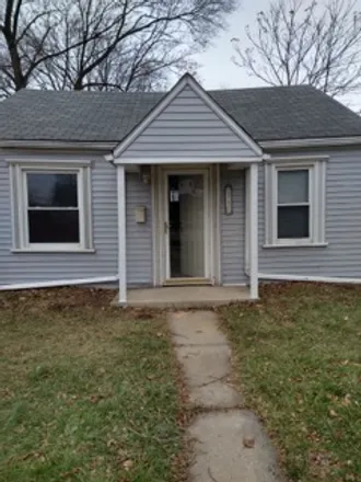 Rent this 2 bed house on 4940 Edgewood