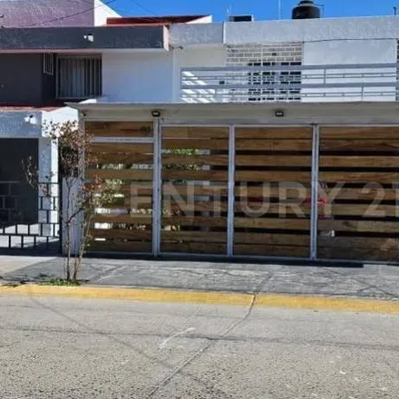 Image 2 - Calle J. J. Martínez Aguirre 845, Guadalupe, 45038 Zapopan, JAL, Mexico - House for rent