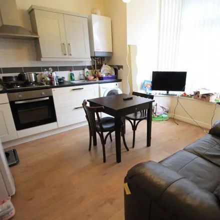 Rent this 1 bed apartment on Eglwys Bresbyteraidd Cymru Y Crwys in Gordon Road, Cardiff