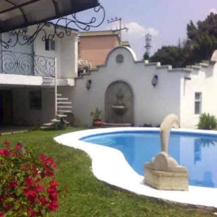 Buy this 6 bed house on Avenida Atlacomulco in Jacarandas, 62448 Cuernavaca