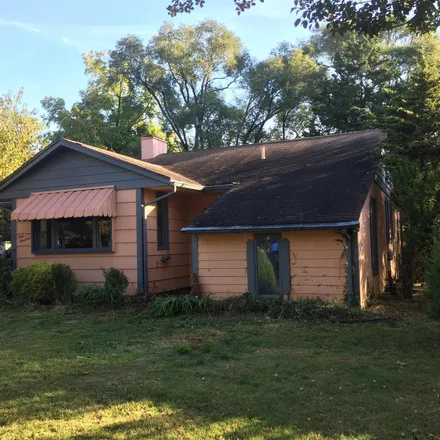 Buy this 3 bed house on 400 West Avenue in Delanco Township, NJ 08075