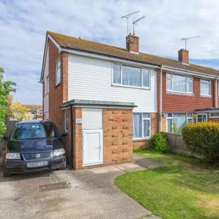 Buy this 3 bed townhouse on Highgate Road in Tankerton, CT5 3HQ