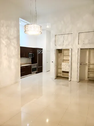 Image 7 - 475 BRICKELL AVENUE - Condo for rent