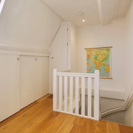 Rent this 5 bed apartment on Legmeerstraat 72-1 in 1058 NH Amsterdam, Netherlands