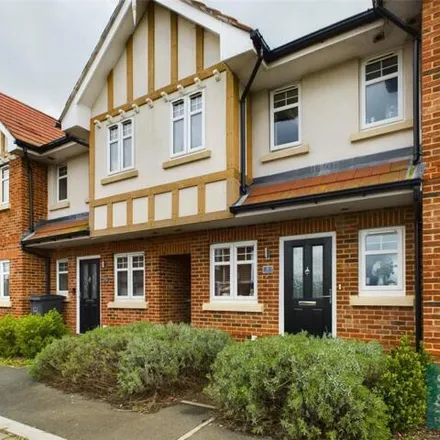 Image 1 - 10 Gilbert Close, Reading, RG7 5FR, United Kingdom - Townhouse for sale