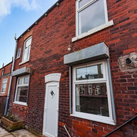 Rent this 3 bed townhouse on Wilton Road in Bolton, BL1 6RS